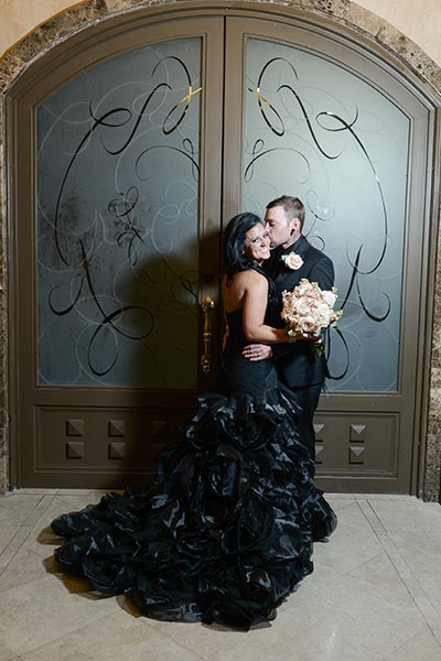 gothic wedding ideas Archives - Playing With Flowers