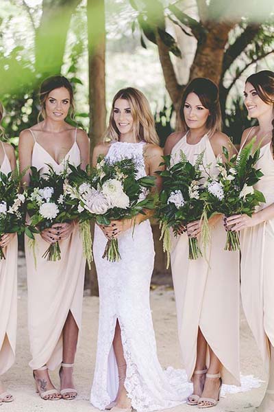 Greenery Bridal Bouquets :: 2017 Wedding Trends