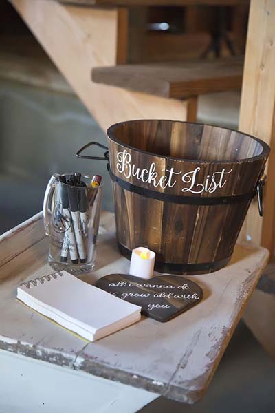 Bucket Guest List